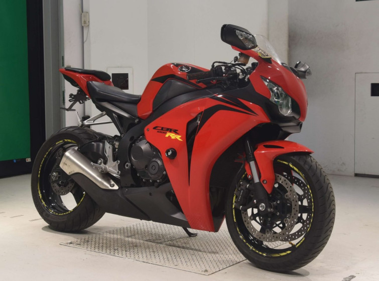 Мотоцикл Honda CBR1000RR з пробігом 26234 km