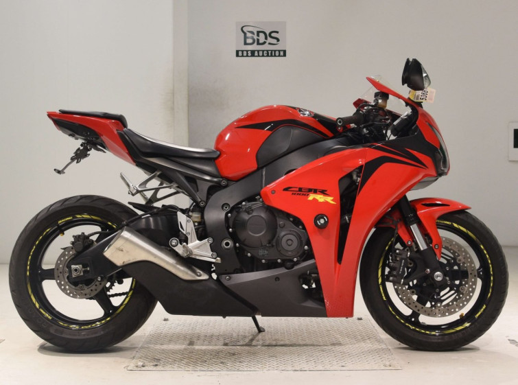 Мотоцикл Honda CBR1000RR з пробігом 26234 km