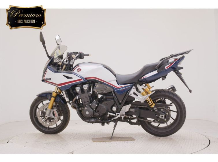 Мотоцикл Honda CB1300SF BOLDOR с пробегом 14377 km