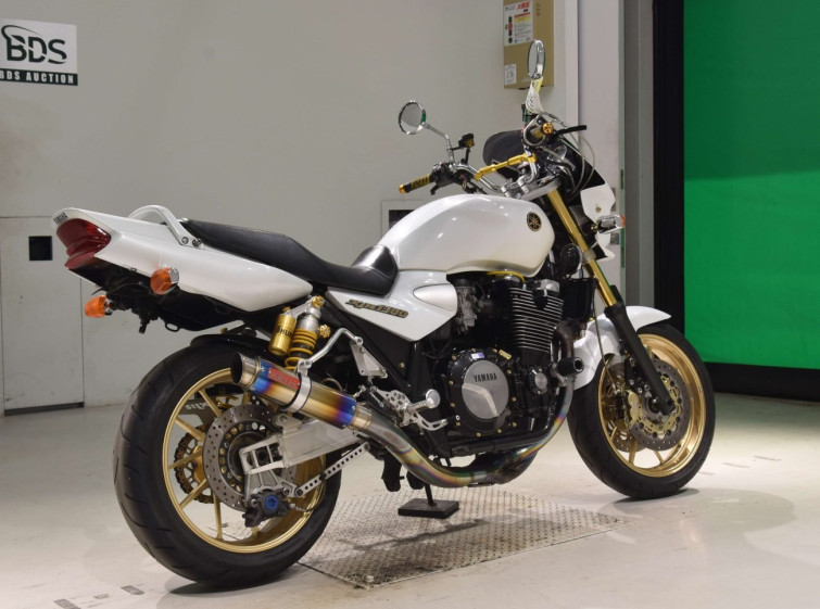 Мотоцикл Yamaha XJR1300 з пробігом 43474 km