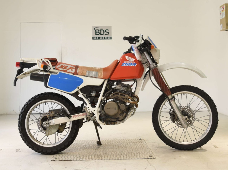 Мотоцикл Honda XLR250R с пробегом 24263 km