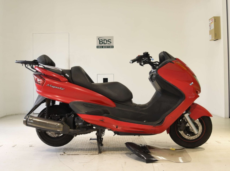 Мотоцикл Yamaha MAJESTY 250 с пробегом 42067 km