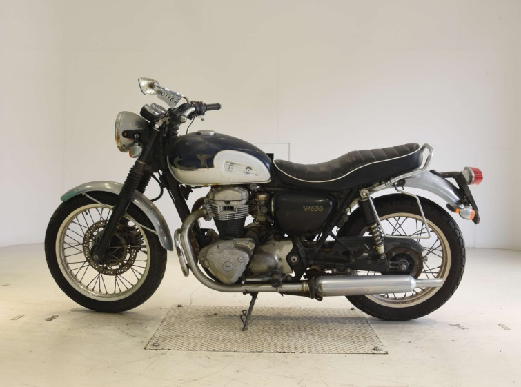Мотоцикл Kawasaki W650 с пробегом 40573 km