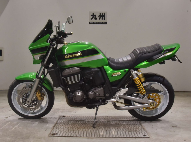 Мотоцикл Kawasaki ZRX1200 DAEG с пробегом 13100 km