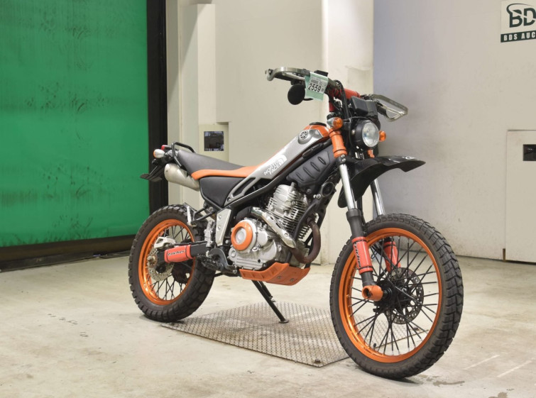 Мотоцикл Yamaha TRICKER з пробігом 8124 km