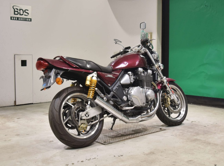 Мотоцикл Kawasaki ZEPHYR1100 з пробігом 1918 km