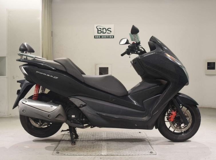 Мотоцикл Honda FORZA SI с пробегом 48682 km