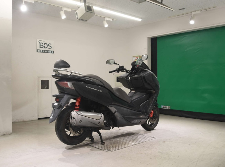 Мотоцикл Honda FORZA SI с пробегом 48682 km