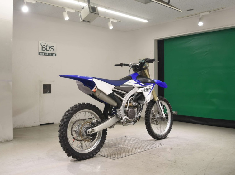 Мотоцикл Yamaha YZ250F
