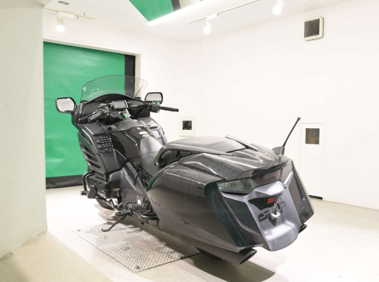 Мотоцикл Honda GL1800 F6B BAGGER з пробігом 13542 km