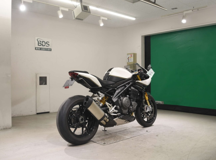 Мотоцикл Triumph SPEED TRIPLE RR с пробегом 1270 km