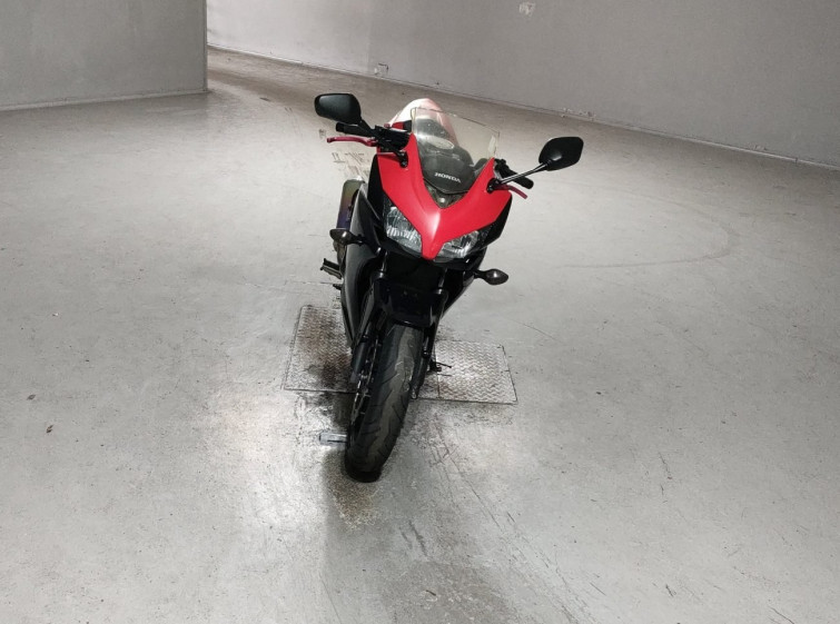 Мотоцикл Honda CBR400R с пробегом 32678 km