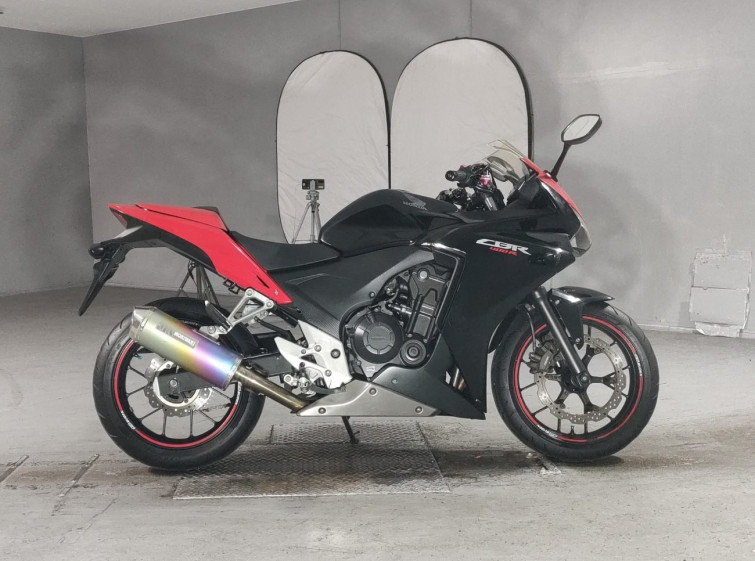 Мотоцикл Honda CBR400R с пробегом 32678 km