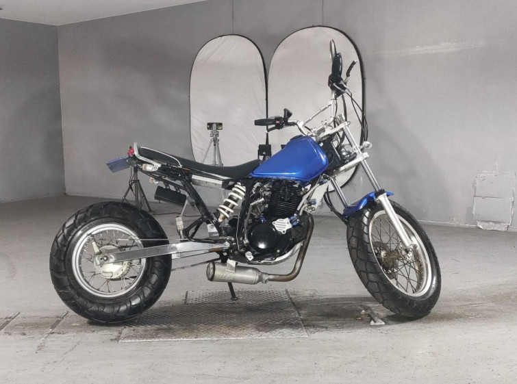 Мотоцикл Yamaha TW225 з пробігом 12765 km