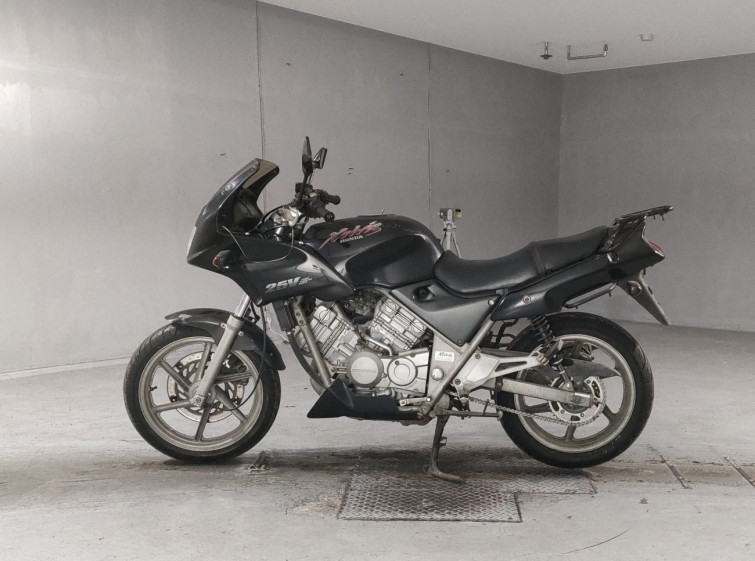 Мотоцикл Honda VT250 SPADA с пробегом 37525 km