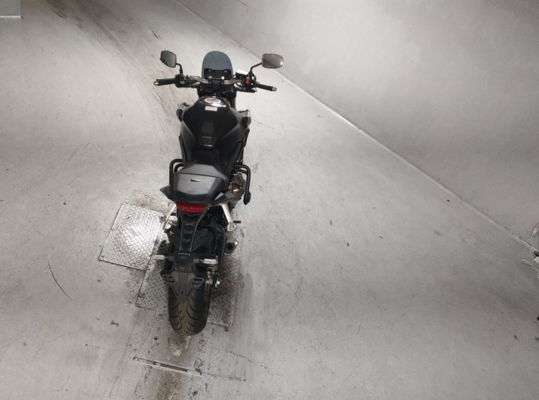 Мотоцикл Honda CB650R с пробегом 10680 km