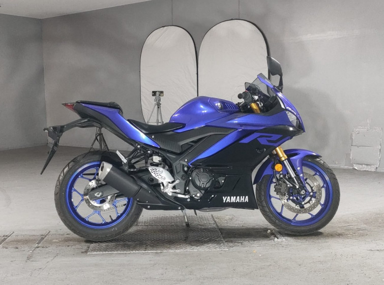 Мотоцикл Yamaha YZF-R25 с пробегом 3288 km