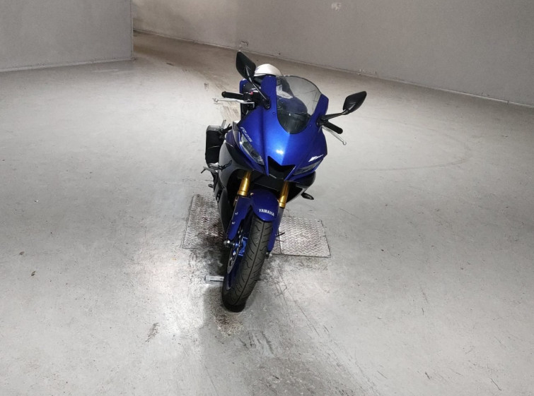 Мотоцикл Yamaha YZF-R25 с пробегом 3288 km