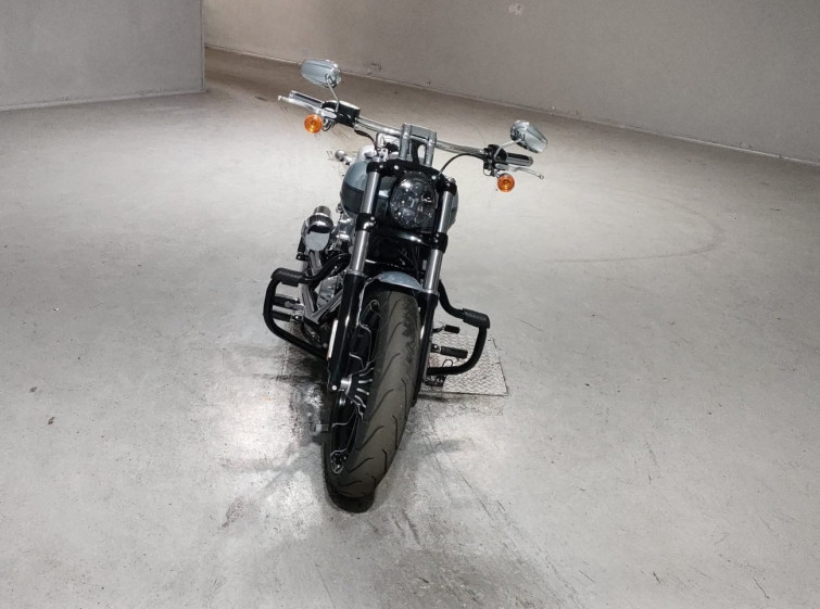 Мотоцикл HD FXBR1920 с пробегом 13997 km
