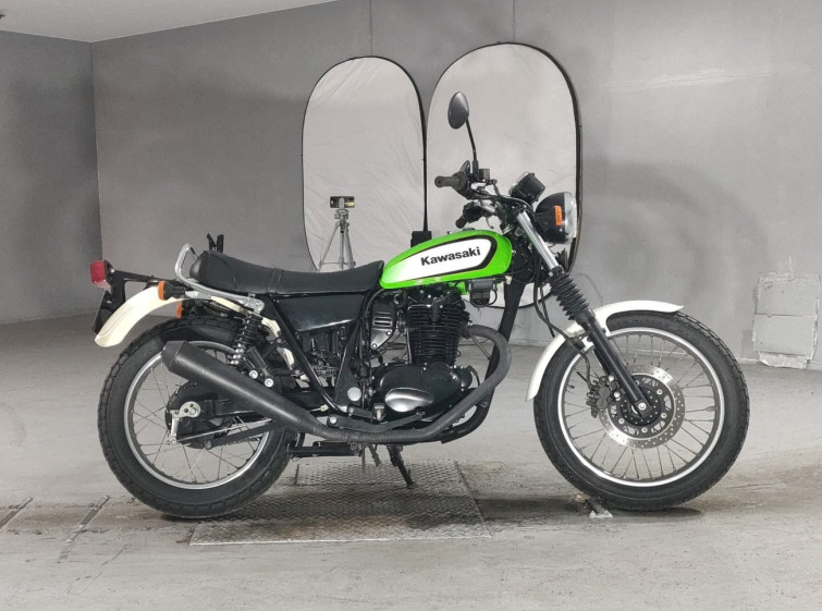 Мотоцикл Kawasaki 250TR з пробігом 8949 km