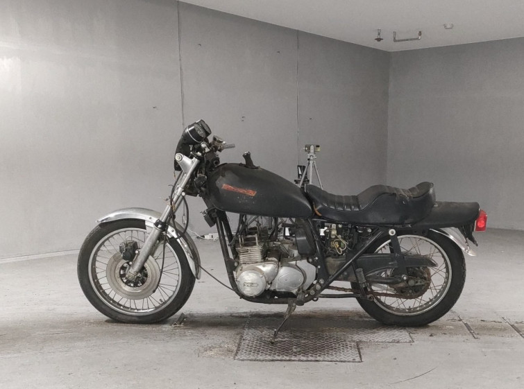 Мотоцикл Kawasaki KZ900 с пробегом 25650 m