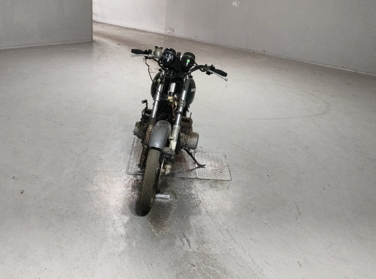 Мотоцикл Kawasaki Z1000 с пробегом 33122 m