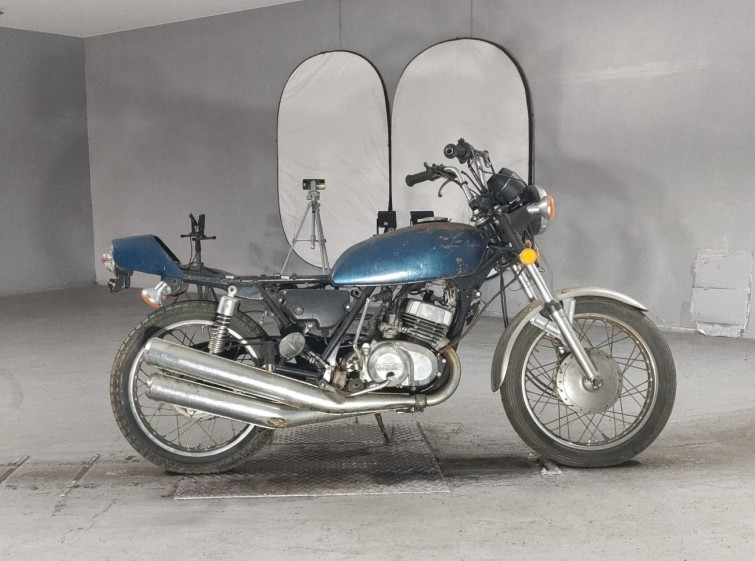 Мотоцикл Kawasaki 250SS с пробегом 4852 m