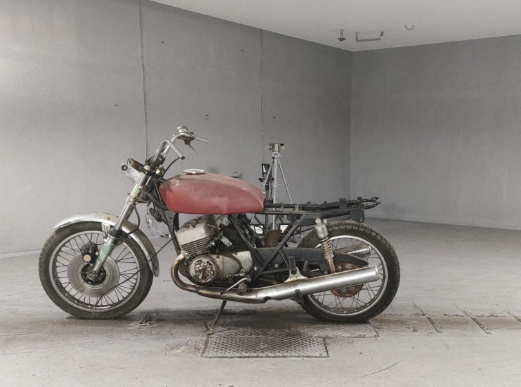 Мотоцикл Kawasaki 400SS