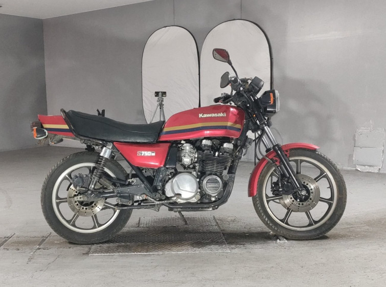 Мотоцикл Kawasaki Z750GP с пробегом 46483 km