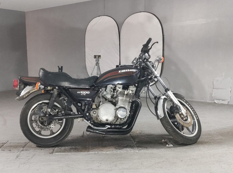 Мотоцикл Kawasaki Z1000LTD с пробегом 14087 m