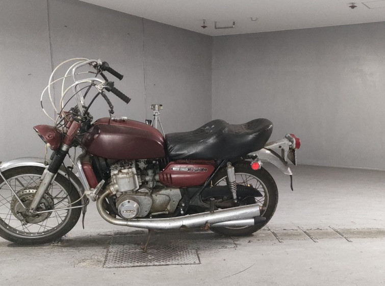 Мотоцикл Suzuki GT750