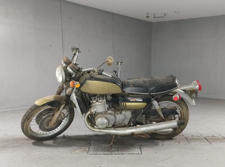 Мотоцикл Suzuki GT750 з пробігом 26957 m