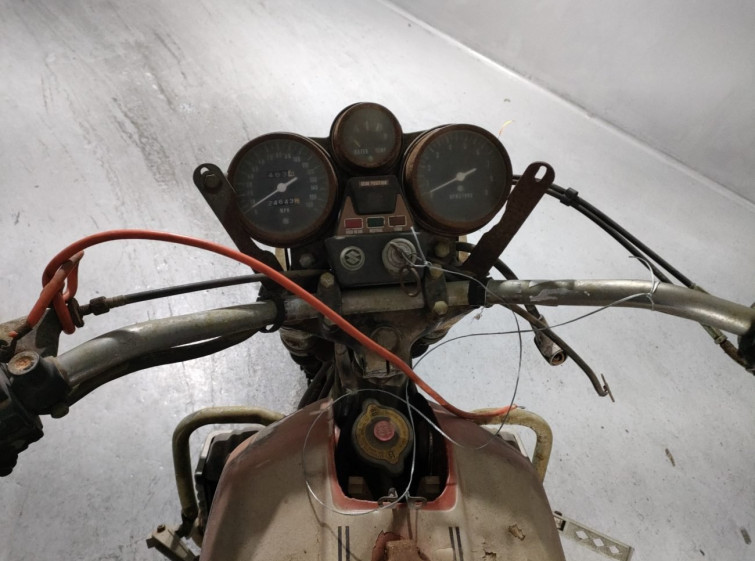 Мотоцикл Suzuki GT750 с пробегом 24643 m