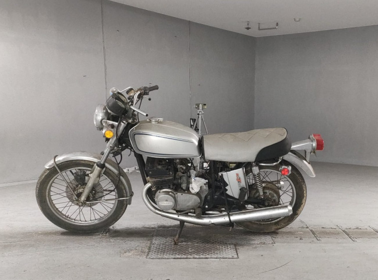 Мотоцикл Suzuki GT380 з пробігом 17757 m