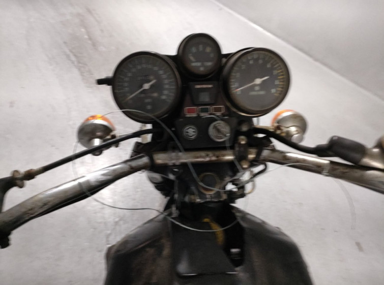 Мотоцикл Suzuki GT750 с пробегом 9179 m