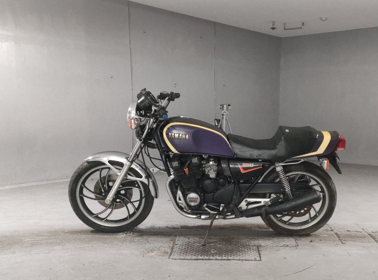 Мотоцикл Yamaha XJ400 з пробігом 30093 km