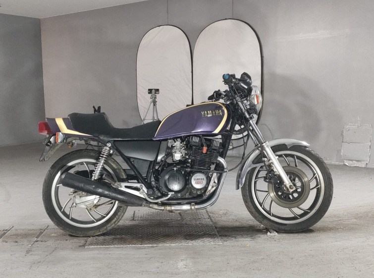 Мотоцикл Yamaha XJ400 з пробігом 30093 km