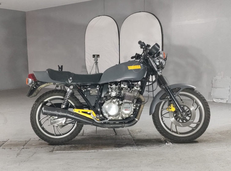 Мотоцикл Yamaha XJ400 с пробегом 30507 km