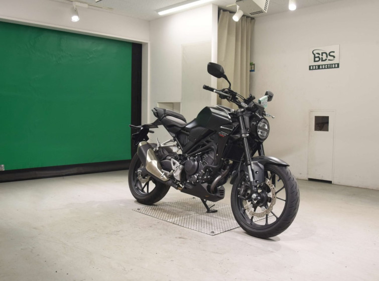 Мотоцикл Honda CB250RA с пробегом 11962 km