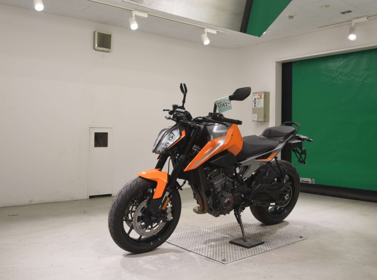 Мотоцикл KTM 790 DUKE с пробегом 42630 km
