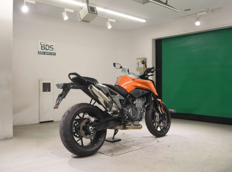 Мотоцикл KTM 790 DUKE с пробегом 42630 km