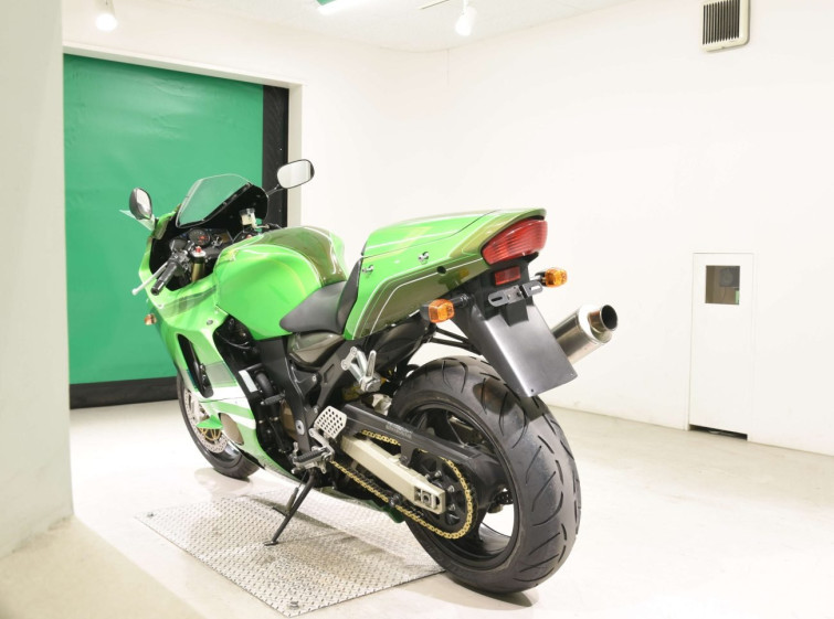 Мотоцикл Kawasaki NINJA ZX-12R с пробегом 494 m