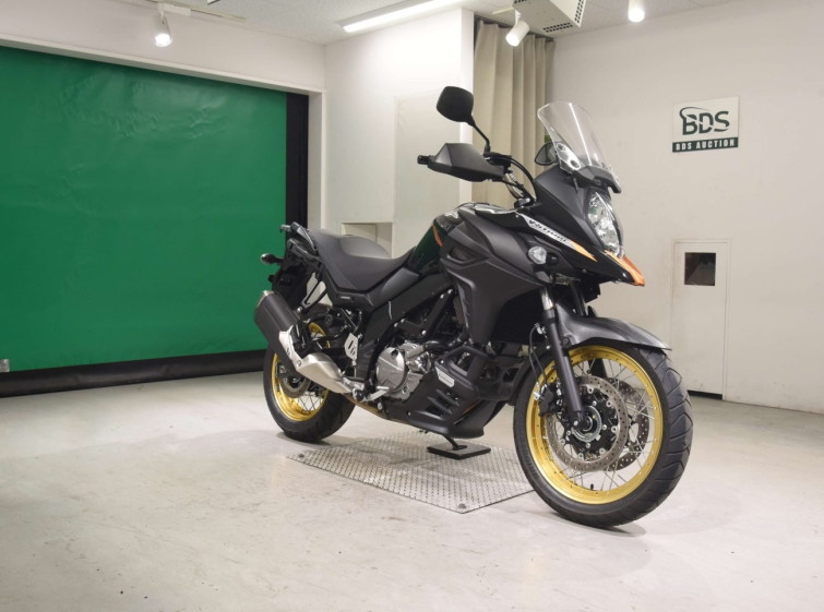 Мотоцикл Suzuki V-STROM DL650XTA з пробігом 472 km