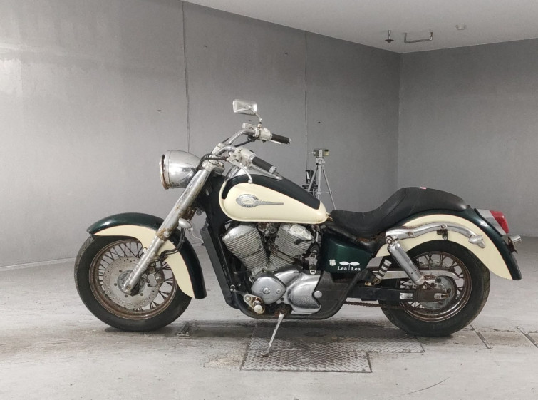 Мотоцикл Honda SHADOW400