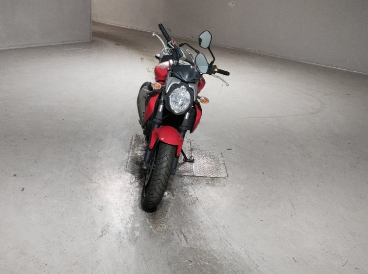 Мотоцикл Suzuki GLADIUS SFV400 с пробегом 40175 km