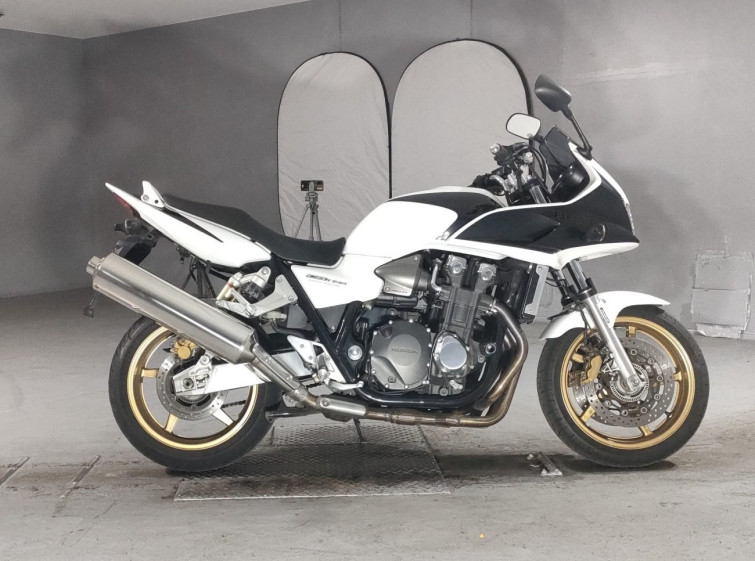 Мотоцикл Honda CB1300 SUPER BOL D’OR с пробегом 37020 km