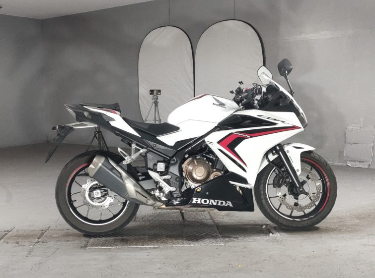 Мотоцикл Honda CBR400R з пробігом 18290 km