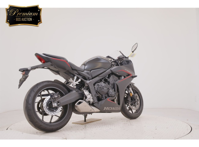 Мотоцикл Honda CBR650R с пробегом 6616 km