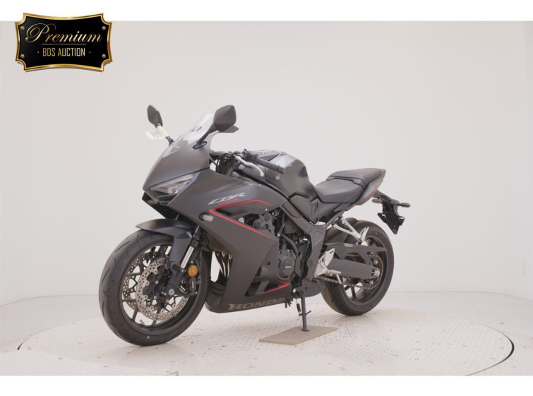 Мотоцикл Honda CBR650R с пробегом 6616 km