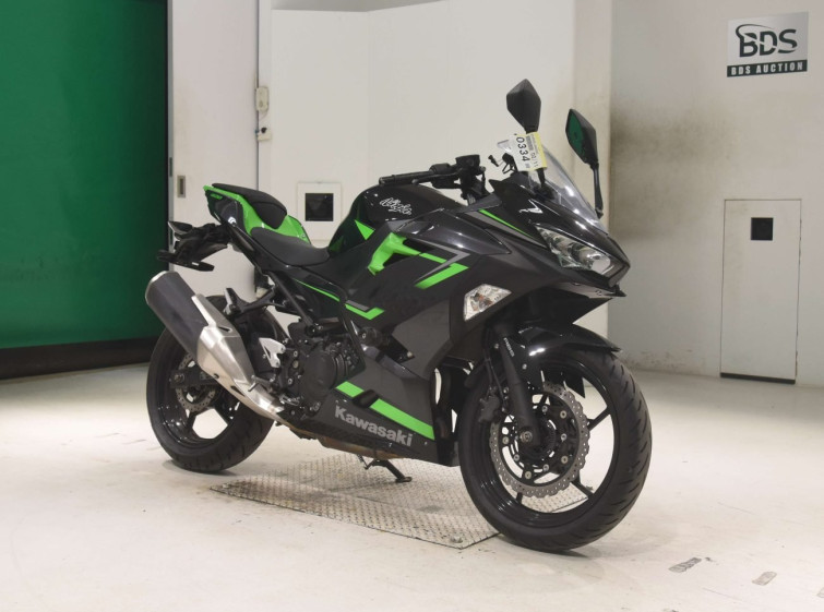 Мотоцикл Kawasaki NINJA400 с пробегом 17221 km